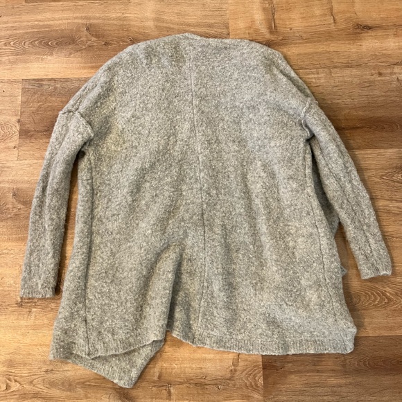 Free People Oversized Long Cardigan Size Small Gray - Picture 4 of 5